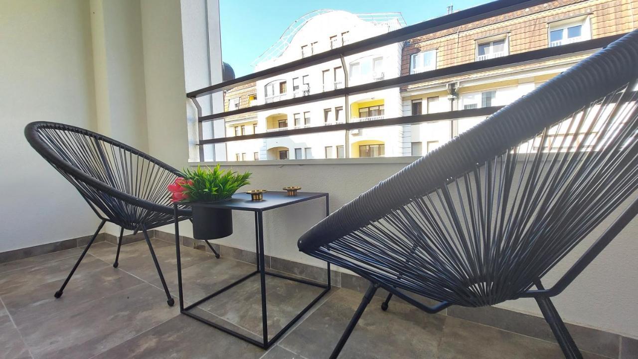 Supernova Deluxe Residence Novi Sad Luaran gambar