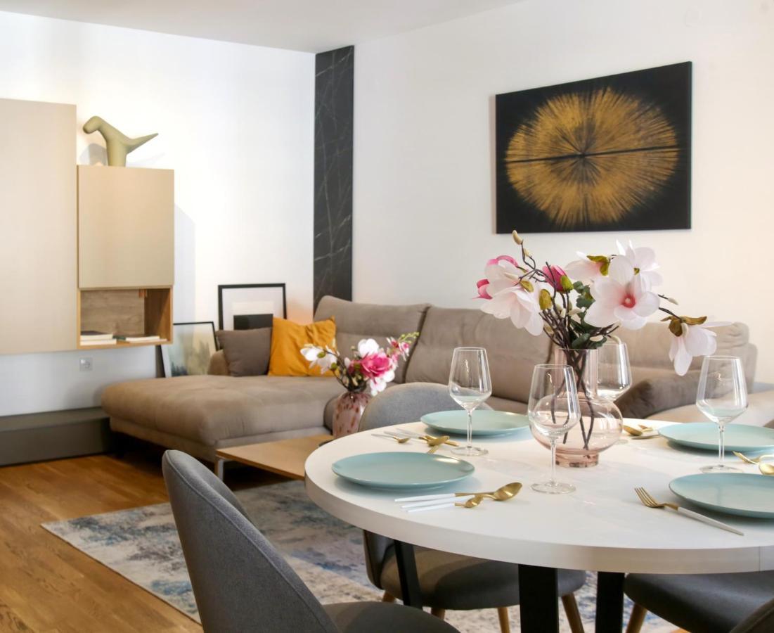 Supernova Deluxe Residence Novi Sad Luaran gambar