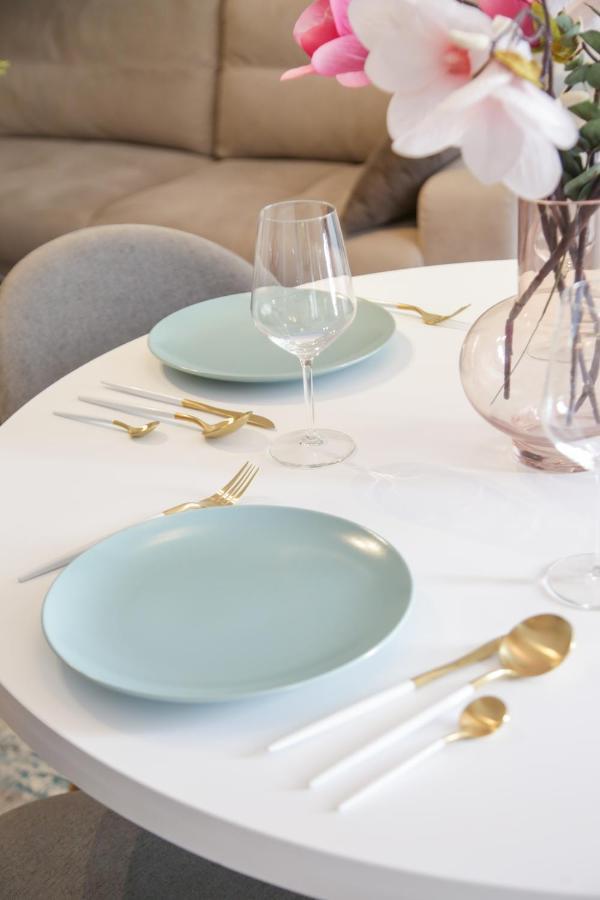 Supernova Deluxe Residence Novi Sad Luaran gambar